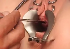 Mechaniker zertrümmert Jade Jensen in einer xxxfilme gratis Autowerkstatt