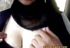 Aufgeregt Geschäftsfrau und in einem Taxi xxx free filme gefickt