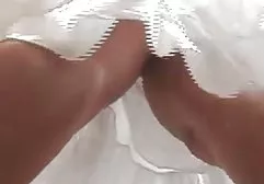 Der Exzentriker fickte die Masseuse, die er free german sex movie nach seiner Frau rief